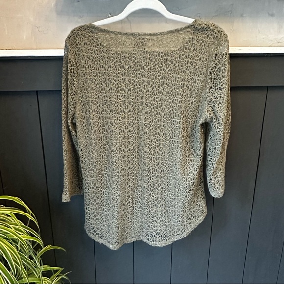 Chico's Muted‎ Green Lace Knit Women's Top size 1 - Picture 2 of 13